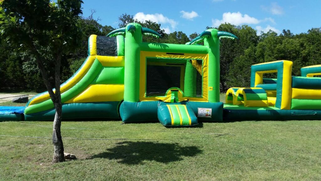 65' Tropical Obstacle Course