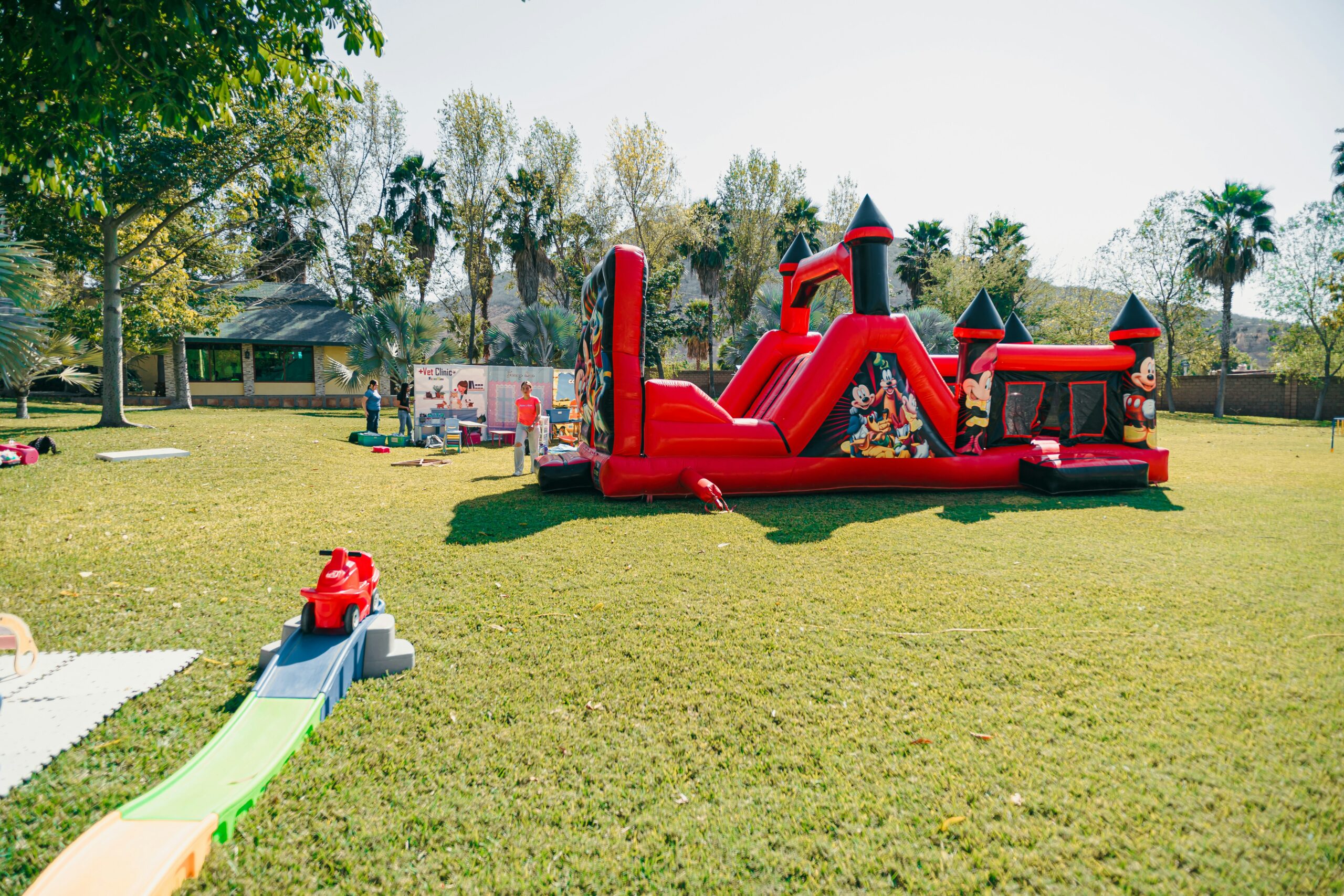 How to Choose the Right Bounce House Rental in San Antonio